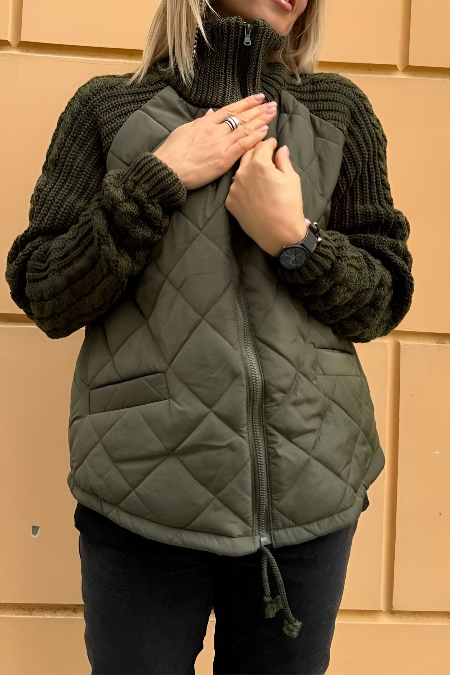 PARIS | CHAQUETA ACOLCHADA CON MANGAS DE PUNTO