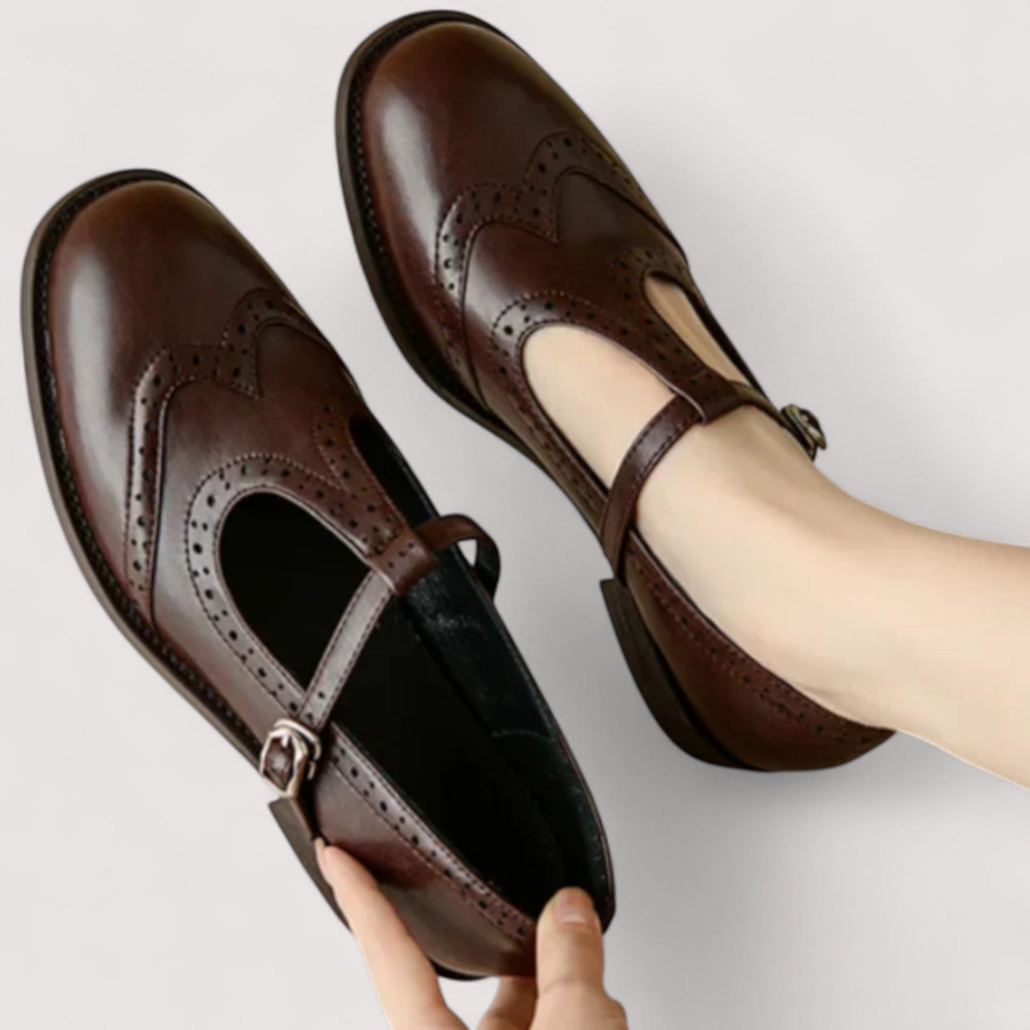 PAMELA | SANDALIA CERRADA DE PIEL