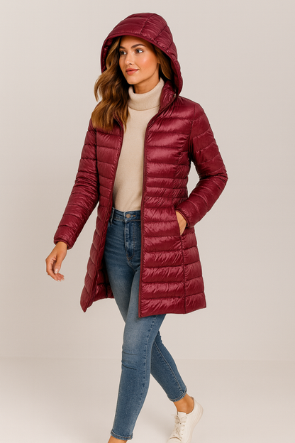 KARMINE | ABRIGO PLUMAS CON CAPUCHA