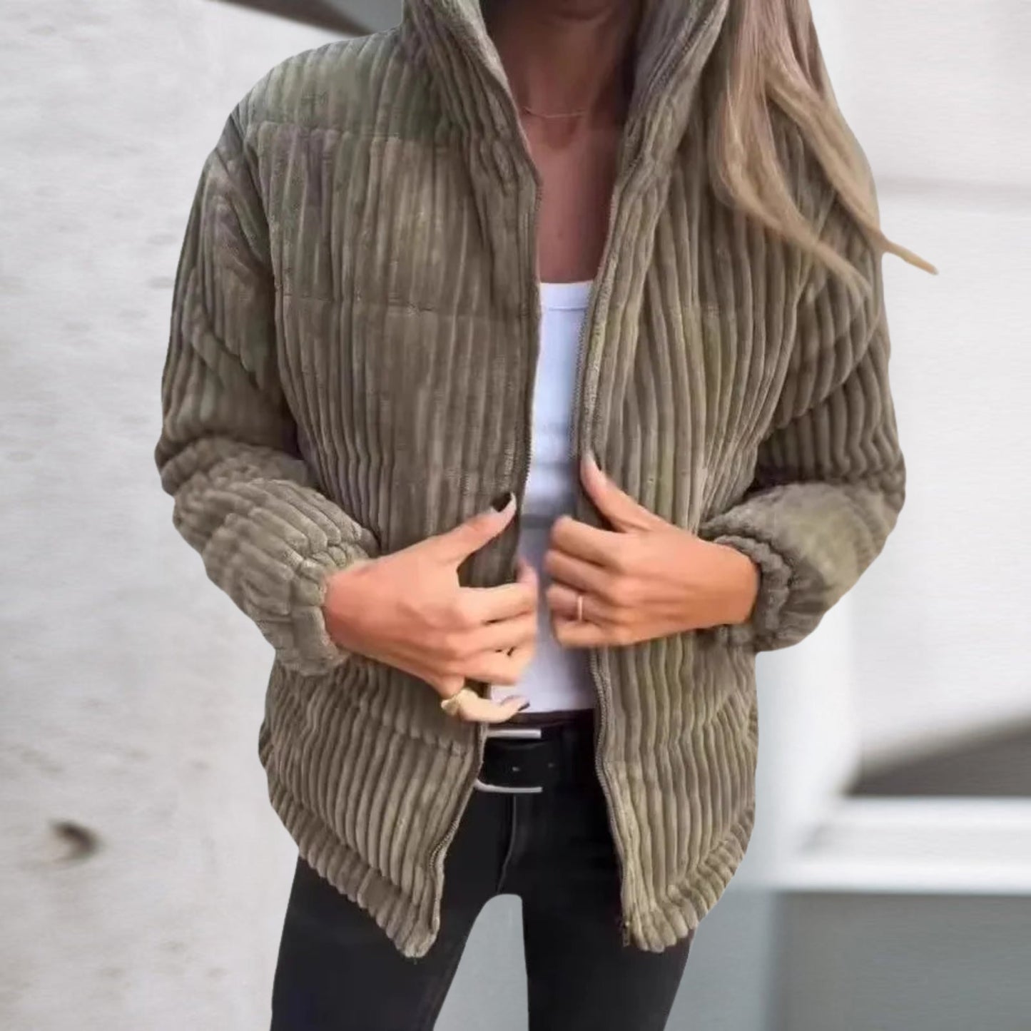 LYRISA | CHAQUETA ACANALADA OLIVIA EDITION