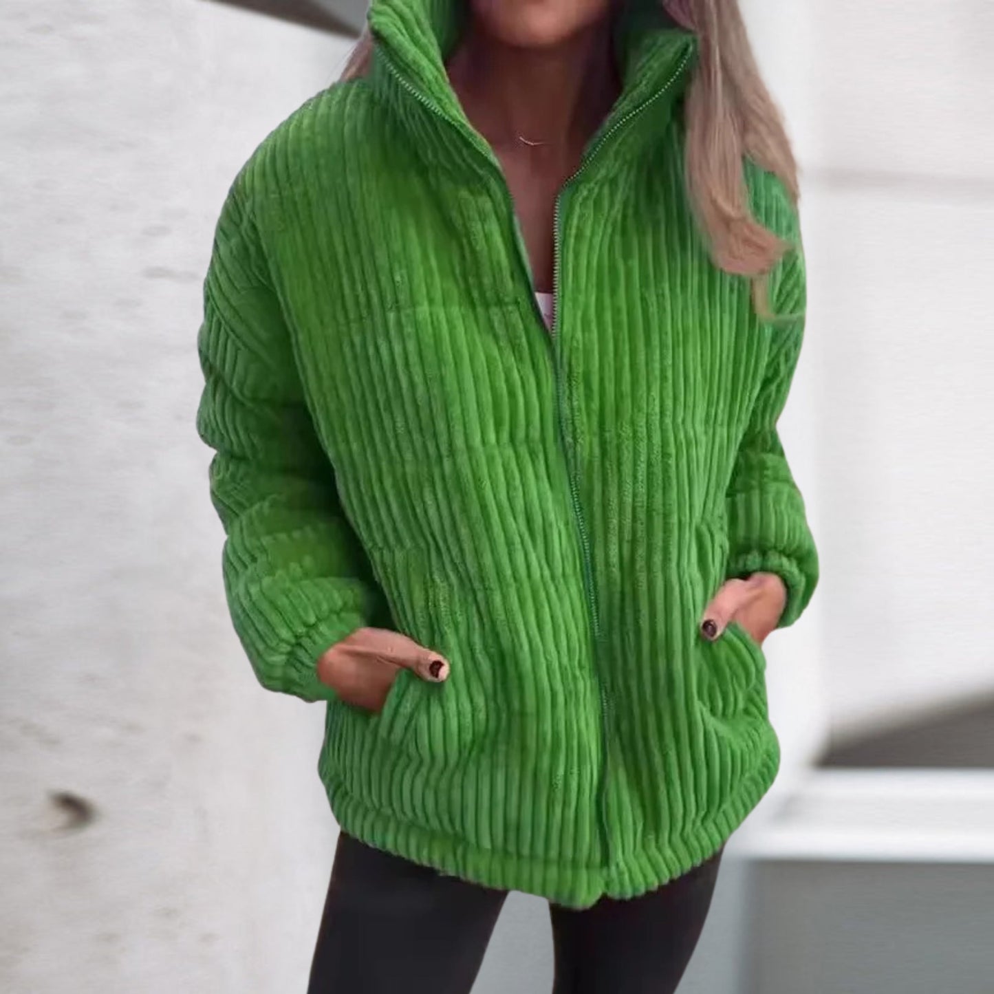 LYRISA | CHAQUETA ACANALADA OLIVIA EDITION