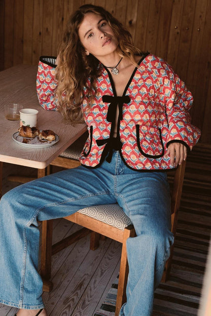 PARISIAN | CHAQUETA ACOLCHADA CON LAZOS