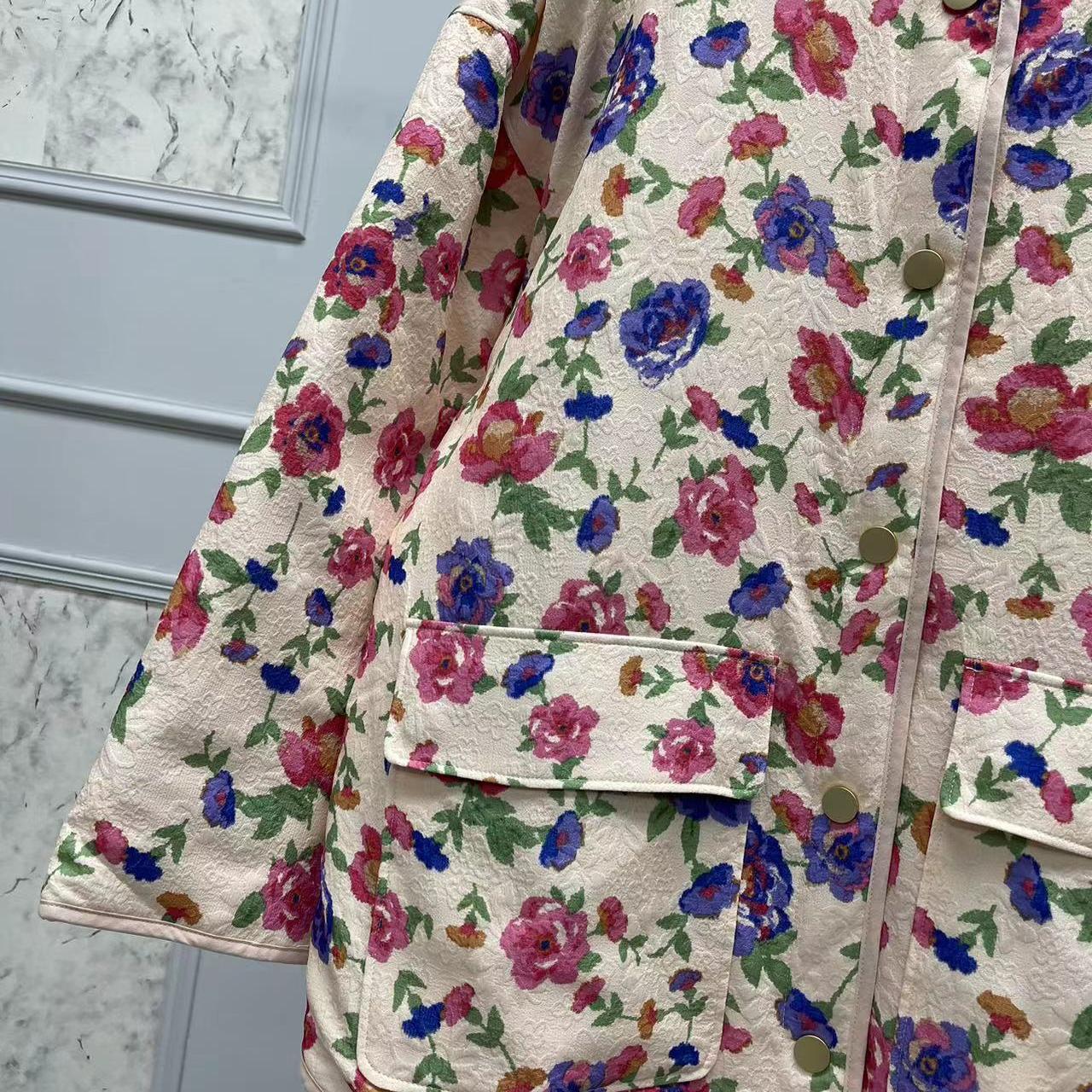 ATELIER | CHAQUETA ACOLCHADA FLORAL