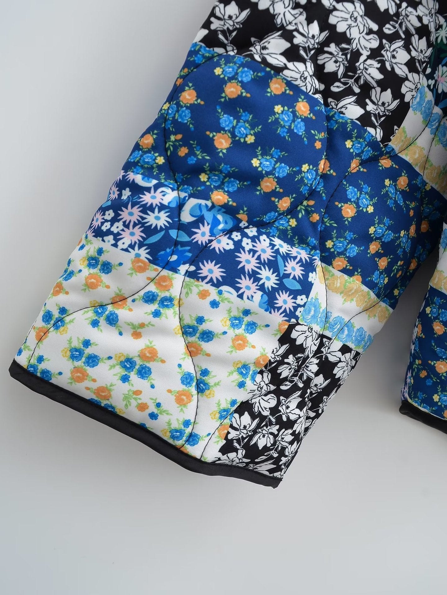 HARMONY | CHAQUETA ACOLCHADA PARCHES