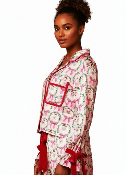 HOLIDAY CHIC | PIJAMA SATINADO ROSA Y ROJO