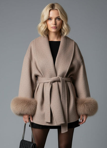 CARMELA| ABRIGO DE LANA CON PUÑOS DE PELUCHE