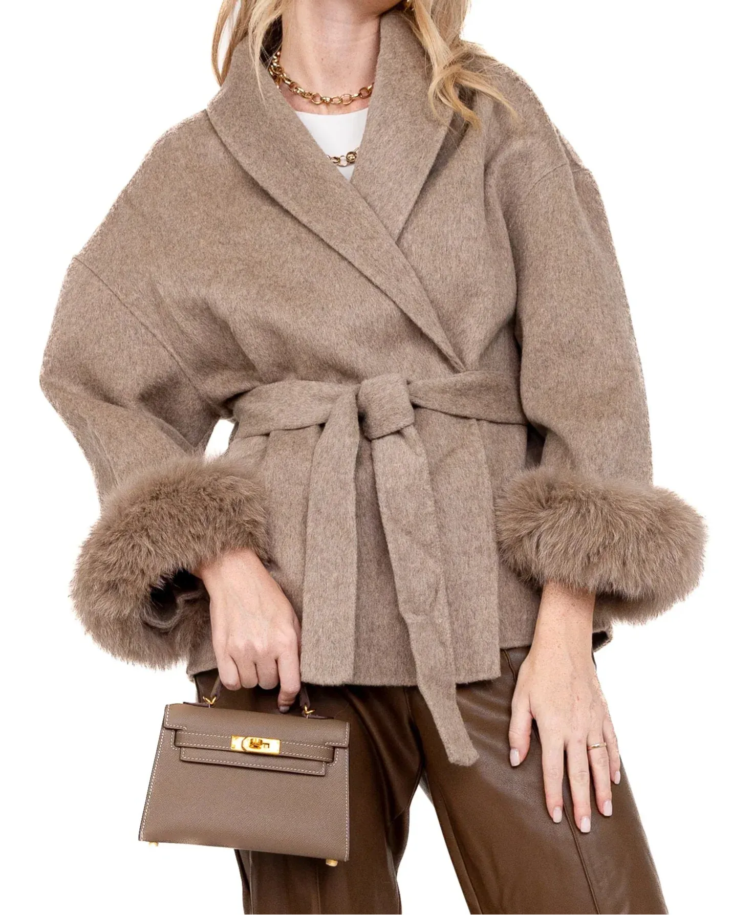 CARMELA| ABRIGO DE LANA CON PUÑOS DE PELUCHE