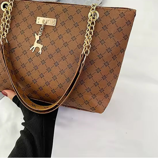 BLACK LUXE CHAIN| BOLSO CUERO VEGANO OLIVIA